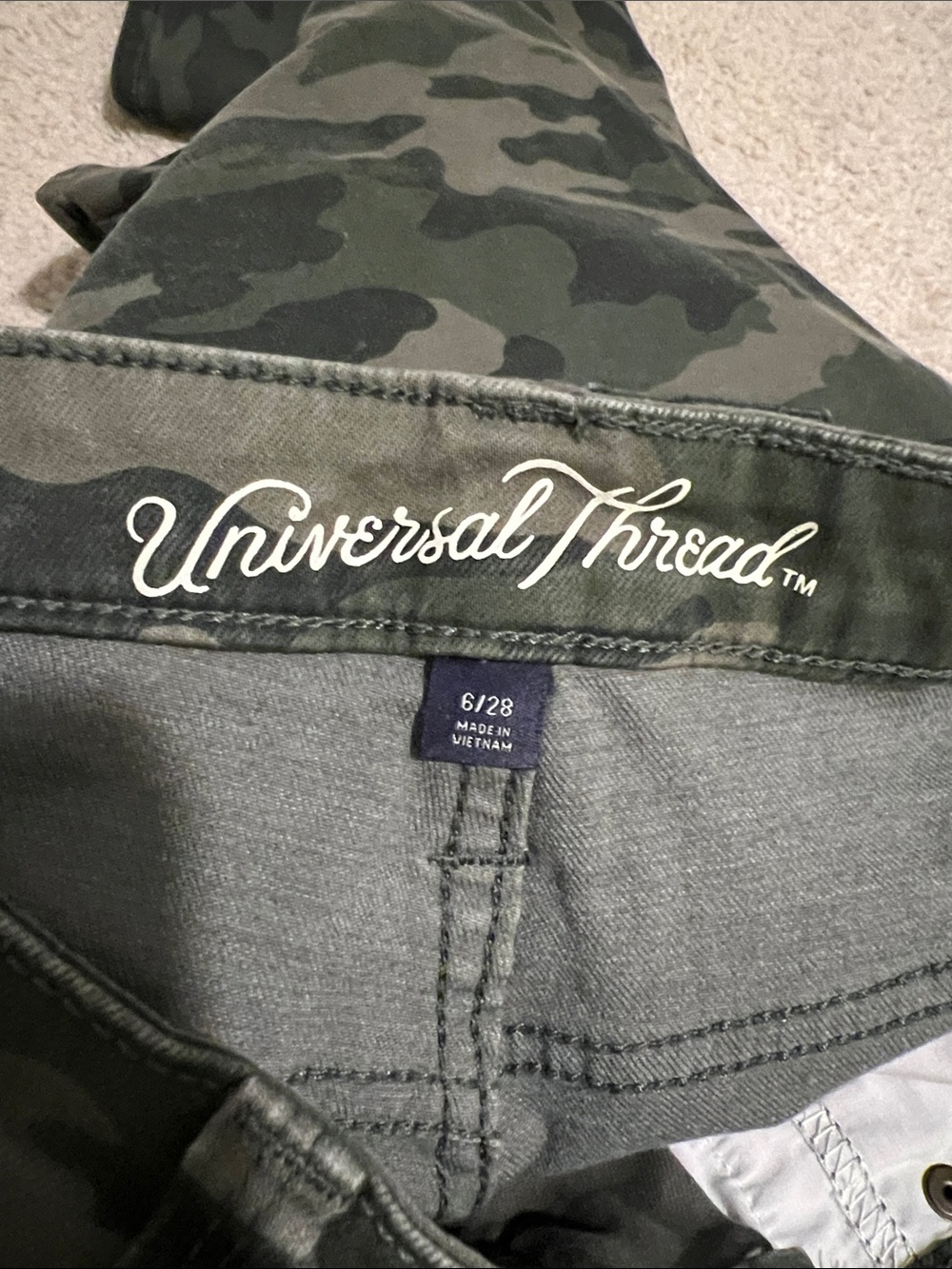 Universal Thread Women's Camo Skinny Jeans - Green/Black - Picture 3 of 4